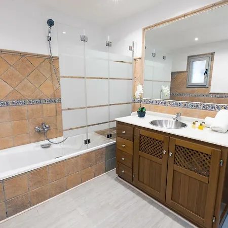 Апартаменты Mediterranean Hideaway Марбелья