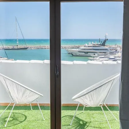 Mediterranean Hideaway Апартаменты