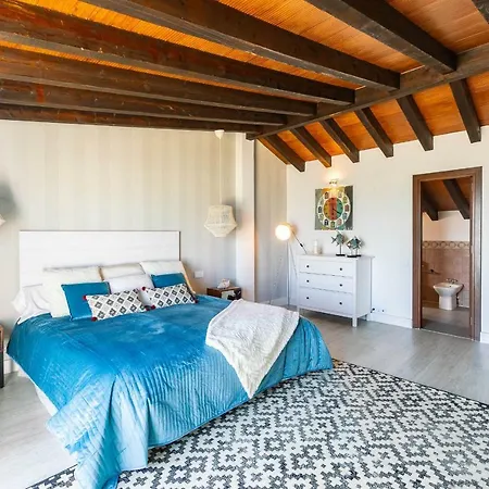 Mediterranean Hideaway Apartment